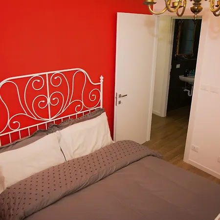 Color Notes Close To @treviso Train Station Apartment Treviso