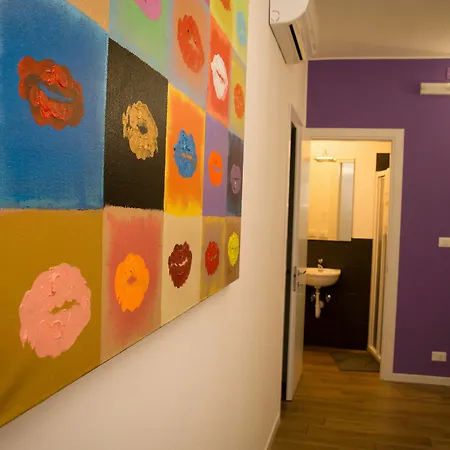 Color Notes Close To @treviso Train Station *